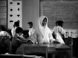 Kinder in Islamschule (http://www.morguefile.com/archive/?display=154709&)