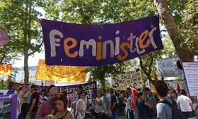 Frauenorganistationen im Gezi-Park