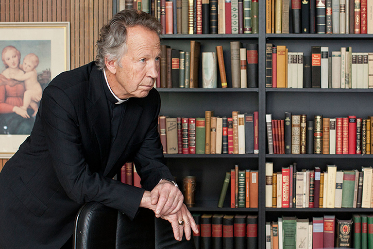 Kardinal Schöller  (Hartmut Becker)  Die Kirche hat keine Untersuchungen zu führen, sie hat zu verzeihen