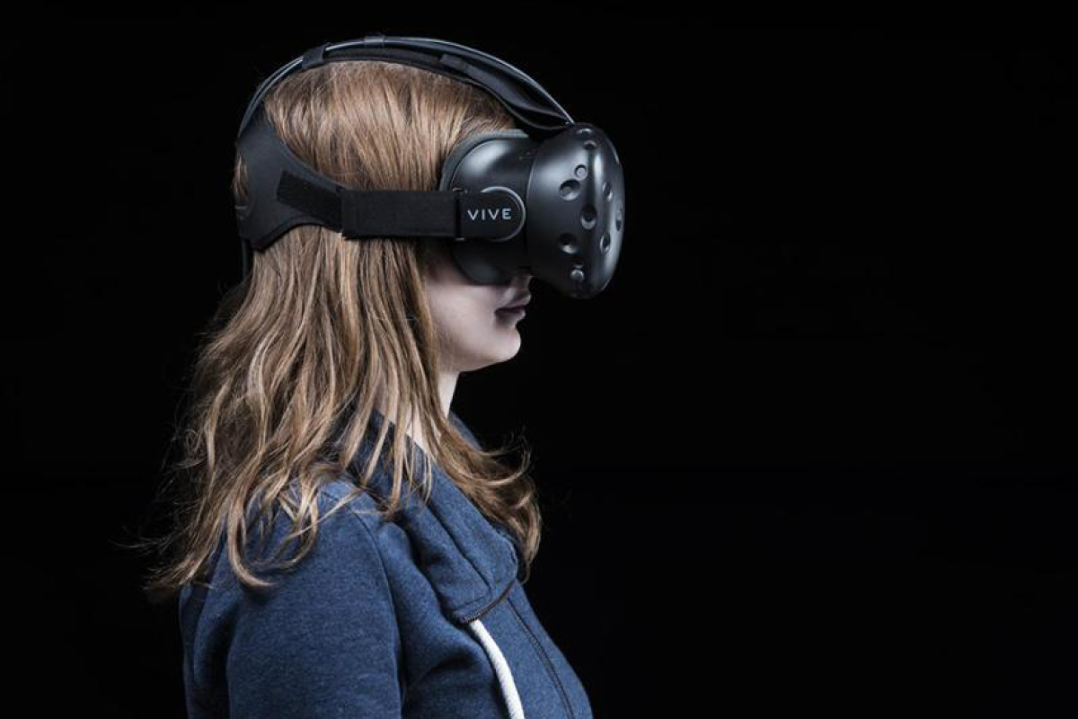 Eine Probandin mit 3D-Brille.