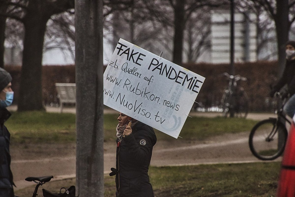 "Querdenken"-Demonstration in Kiel im Dezember 2020