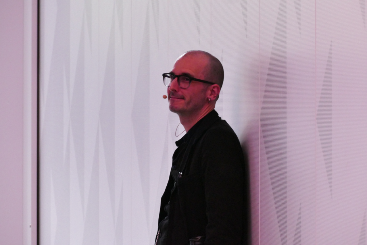 Dr. Mark Benecke