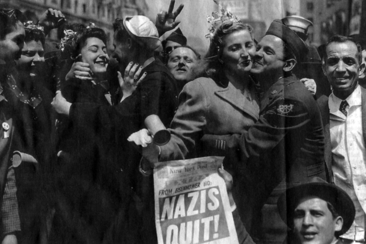 historisch: Siegesfeier 1945 in New York