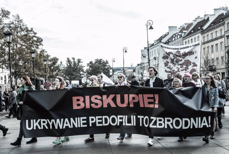 Demonstration "BISKUPIE! UKRYWANIE PEDOFILII TO ZBRODNIA"