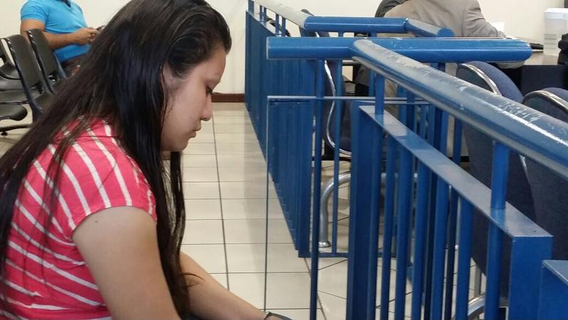 Evelyn Hernández im Juli 2017, die wegen einer Fehlgeburt zu 30 Jahren Haft verurteilt wurde  Foto: © Agrupación Ciudadana por la Despenalización del Aborto El Salvador