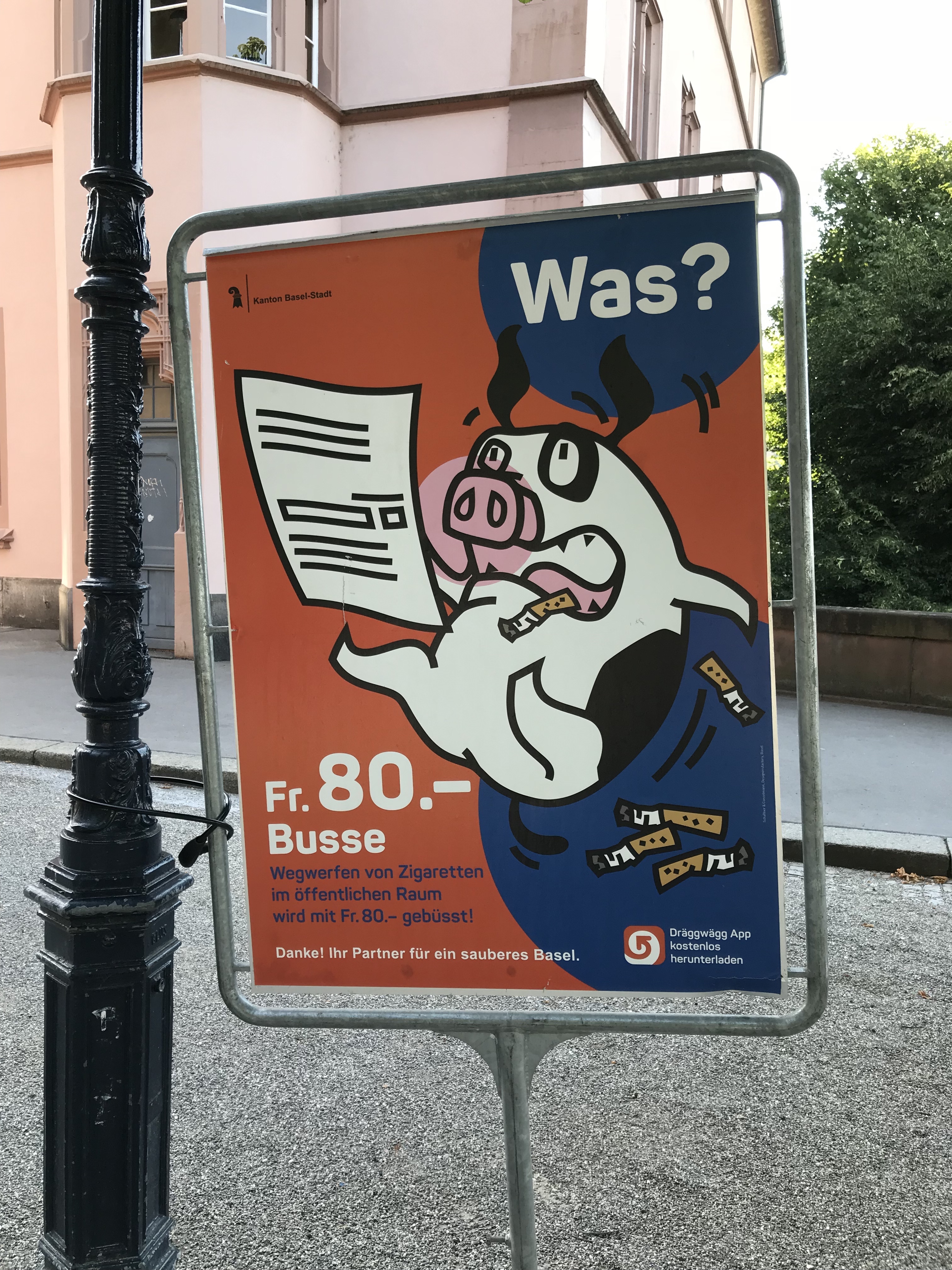 Hinweisschild in Basel, Foto: © Alexander Hauk