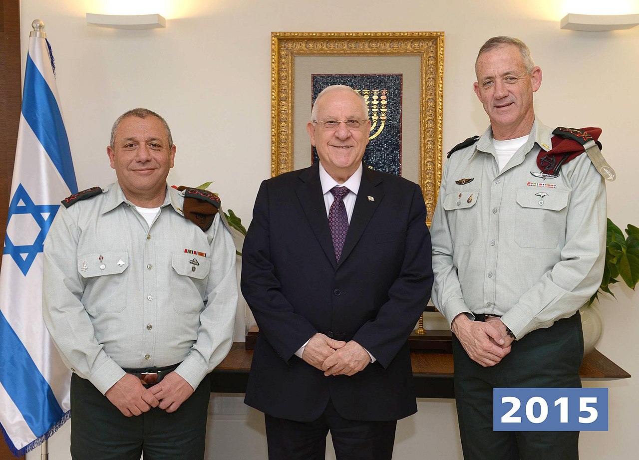 Gadi Eizenkot, Reuven Rivlin, Benny Gantz, Foto: © IDF Spokesperson's Unit photographer, Wikipedia,  IDF Spokesperson's Unit