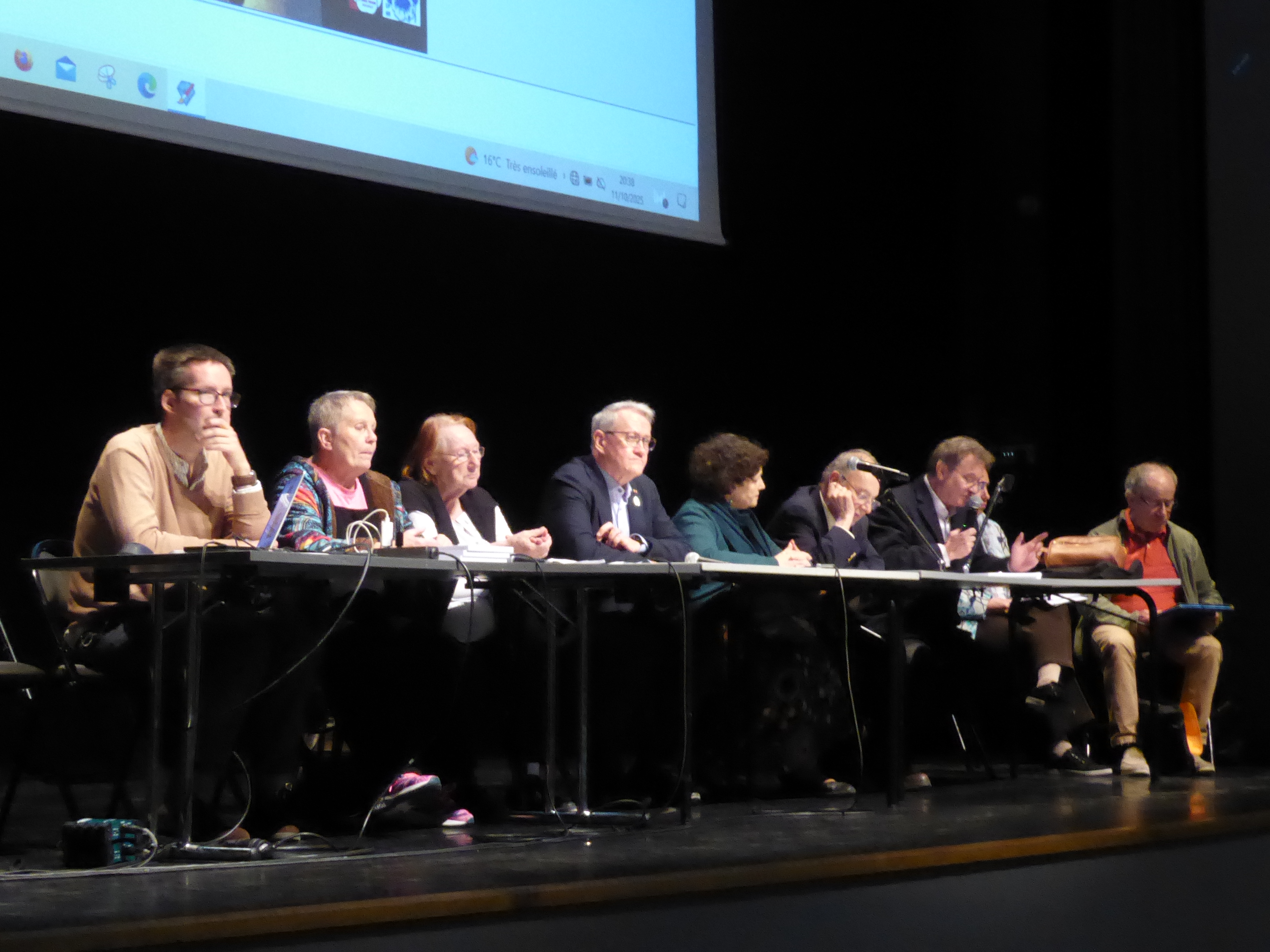 Das Podium, Foto: © Sabrina Seidler