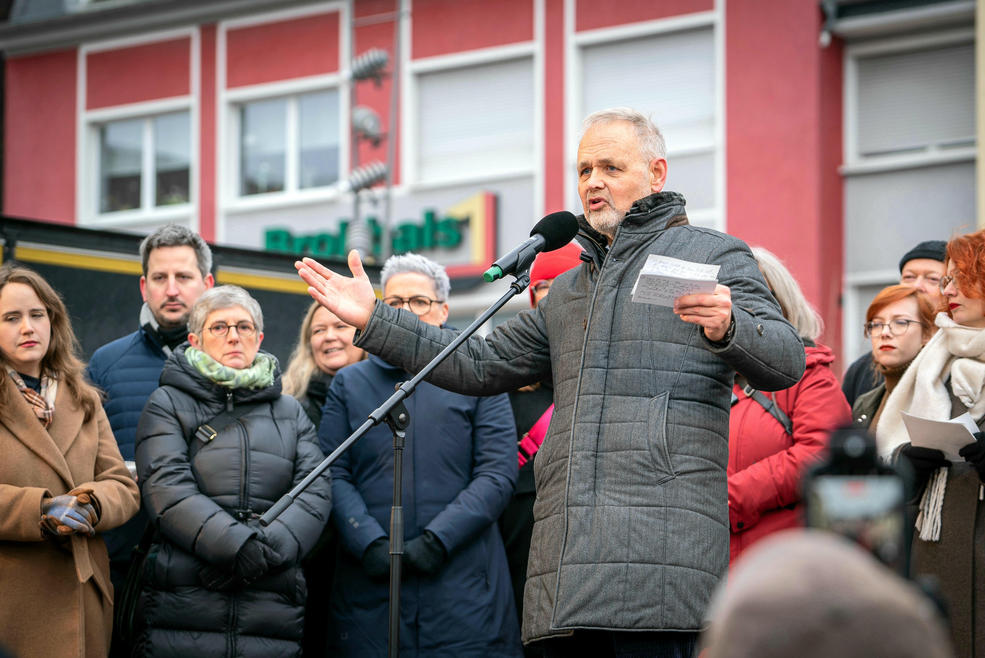 Joachim Volz sprach auf der Bühne