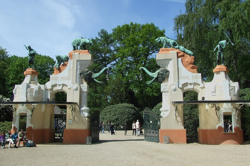 Ehemaliger Haupteingang im Tierpark Hagenbeck, Hamburg
