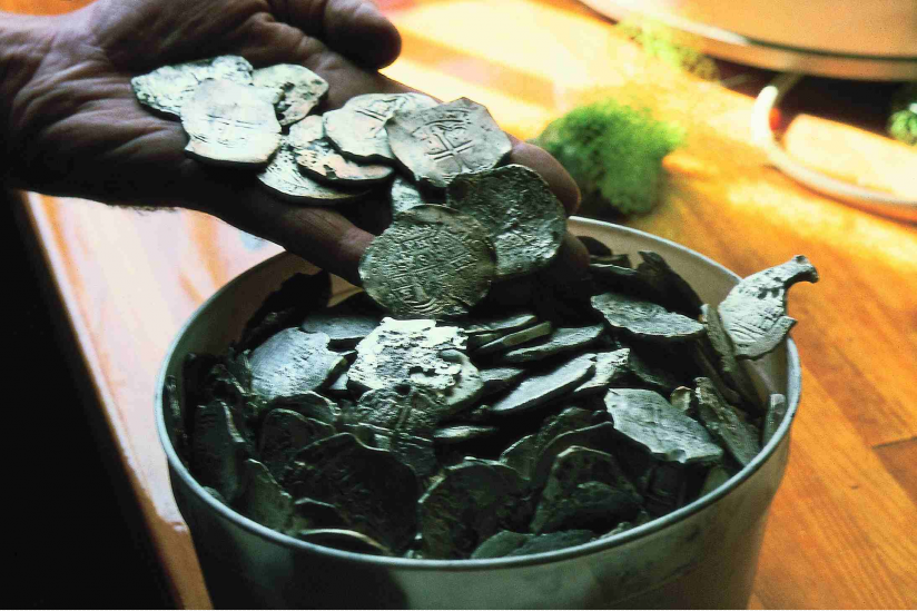 Silbermünzen aus dem Wrack der Batavia