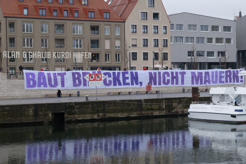 Banner-Aktion des bfg Regensburg