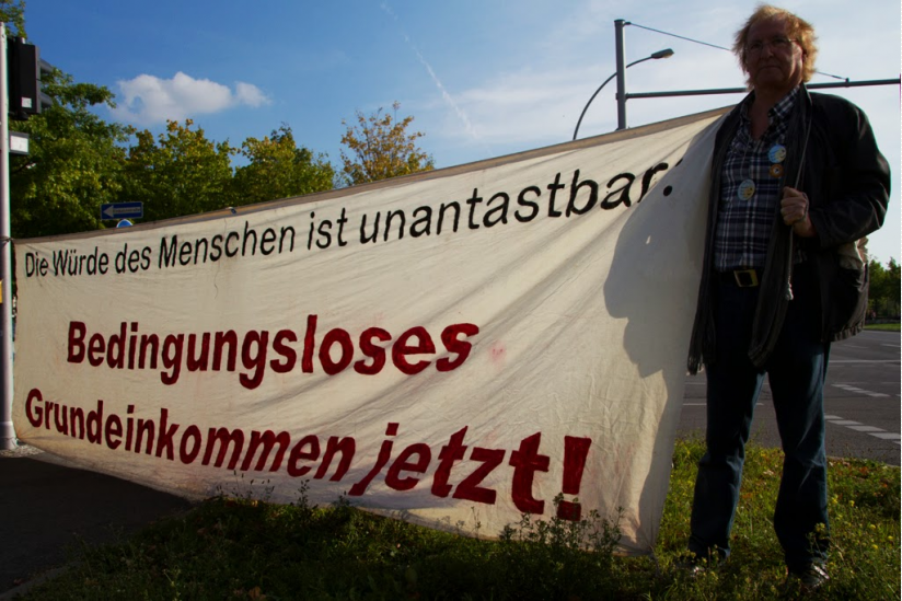 Bei der "Demo für das Grundeinkommen" im September 2013