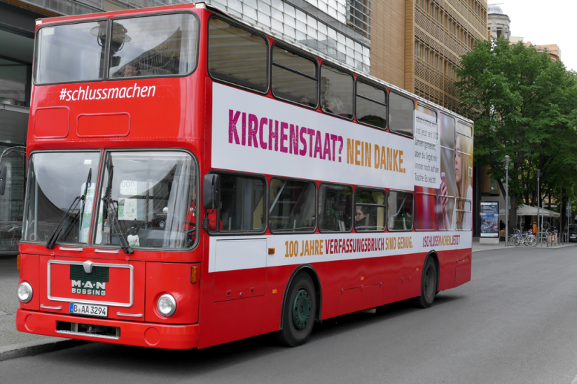 Über Nebenstraßen durfte der Bus dann doch noch zum (nicht auf den) Potsdamer Platz fahren.