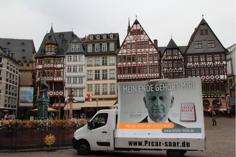 Kampagnen-Car in Frankfurt/M.