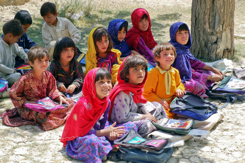 Jungen und Mädchen lernten zuletzt gemeinsam in Afghanistan