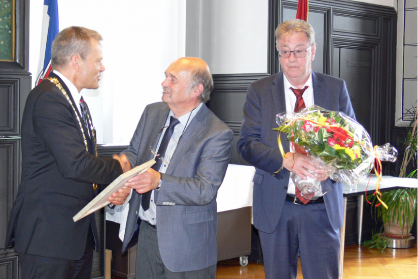 Preisübergabe durch Dr. Thomas Spies, Oberbürgermeister von Marburg