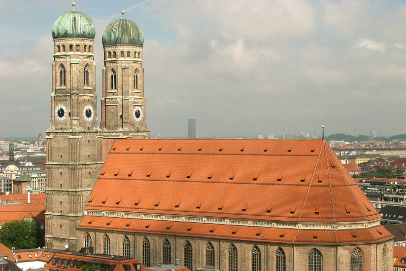 Diese Kirche in München heißt zwar "Frauenkirche" – das war es aber auch mit der Gleichberechtigung.