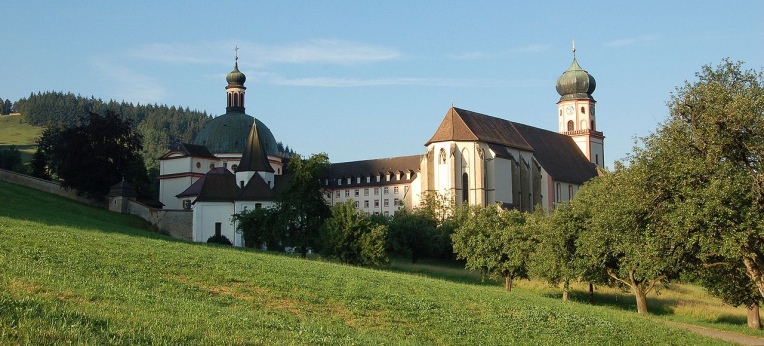 Kloster (Symbolbild)