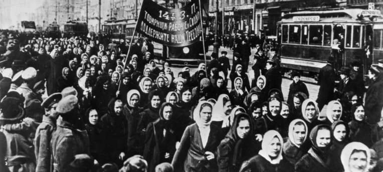 Demonstration zum Internationalen Frauentag 1917