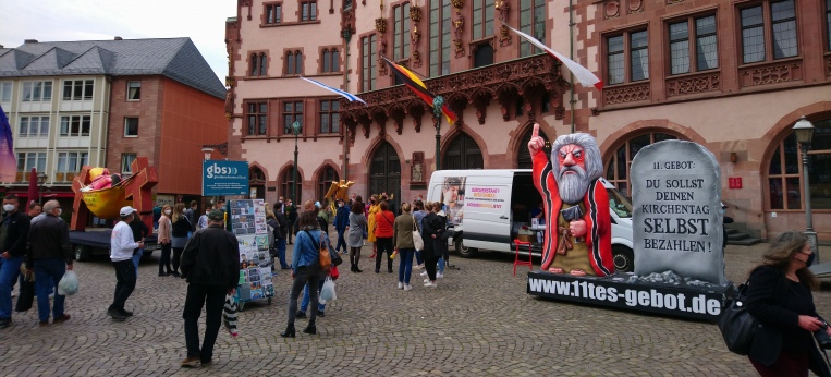Die Aktionsgruppe "11. Gebot" in Frankfurt