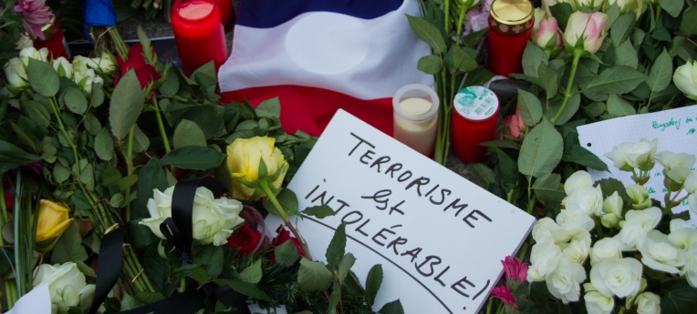Nach dem Anschlag auf die Redaktion von Charlie Hebdo gab es weltweiGedenkverstanstaltung nach dem Anschlag auf die Redaktion von Charlie Hebdot - wie hier in Berlin - Gedenkverstanstaltungen.
