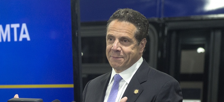 Gouverneur Cuomo (hier bei einem öffentlichen Auftritt im Mai 2016) unterschrieb den "Reproductive Health Act".