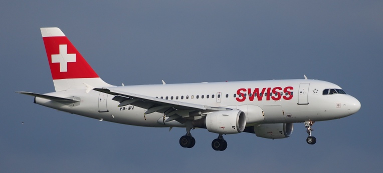 Zukünftig landet auch dieser Airbus A319-100 der Swiss ohne Läderach-Schokolade an Bord.