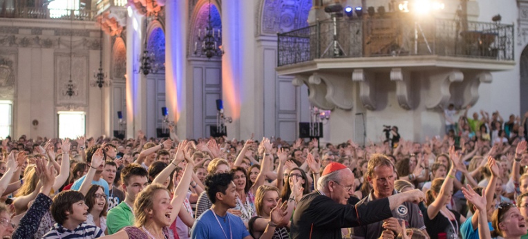 Wird seltener: Jubelnde Jugend in der Kirche