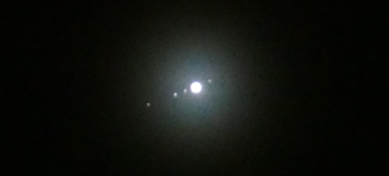 Der Jupiter mit 4 Monden