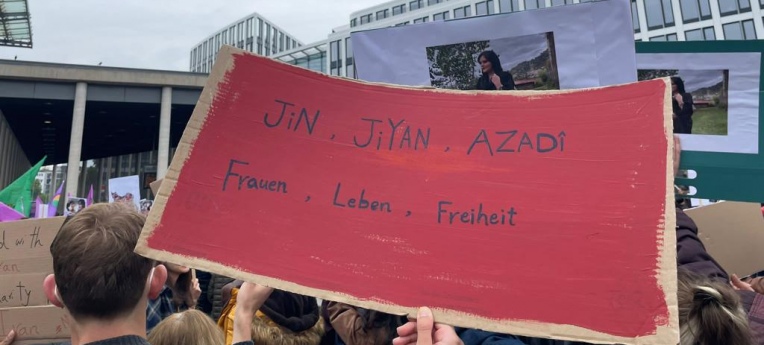 "Frauen.Leben.Freiheit"-Demonstration 2022 in Köln
