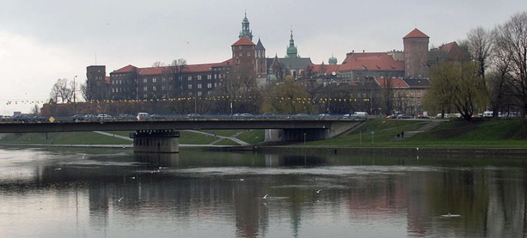 Blick von der Weichsel auf den Wawel, Krakau, Polen