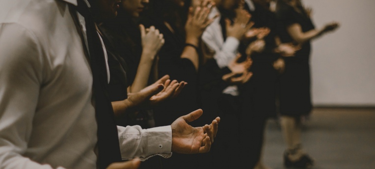 Gebet in einer freikirchlichen Gemeinde