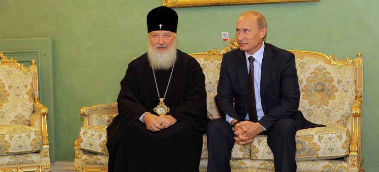 Wladimir Putin und der russische Partriarch Kirill 