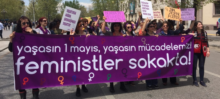 Feministische Demonstration in der Türkei 