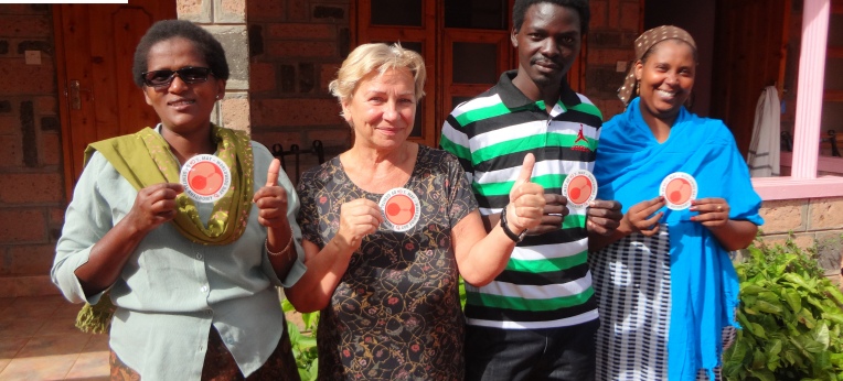 Maria Nareku (CAFGEM-Project Manager), Ulla Barreto (TABU INTERNATIONAL  e.V.), Owino Ken (Intact Kenya), Farhiya Abdulkadir (CAFGEM Activist).  (v.l.n.r.)
