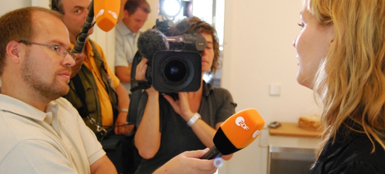 ZDF-Reporter bei der Arbeit