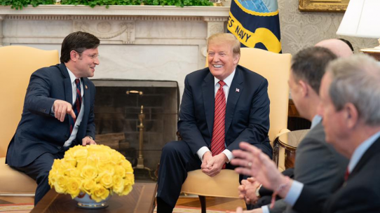 Mike Johnson und Donald Trump