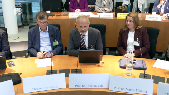 Im Gesundheitsausschuss