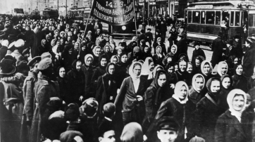 Demonstration zum Internationalen Frauentag 1917