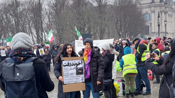 Weltweit protestieren Menschen gegen das islamische Regime