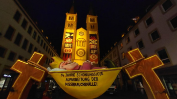 "Hängemattenbischof" in Würzburg
