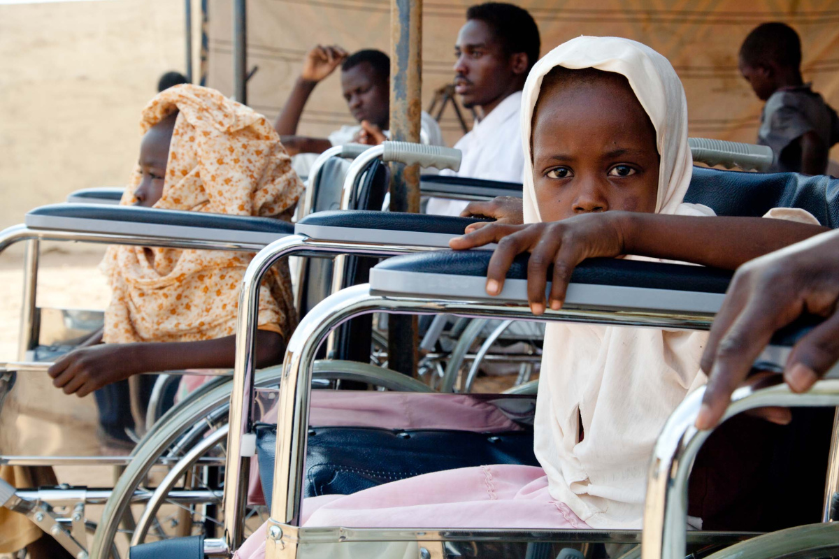 Kind im Rollstuhl (Sudan)