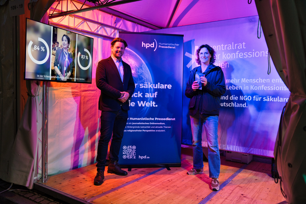Säkularer Stand beim Tag der Deutschen Einheit