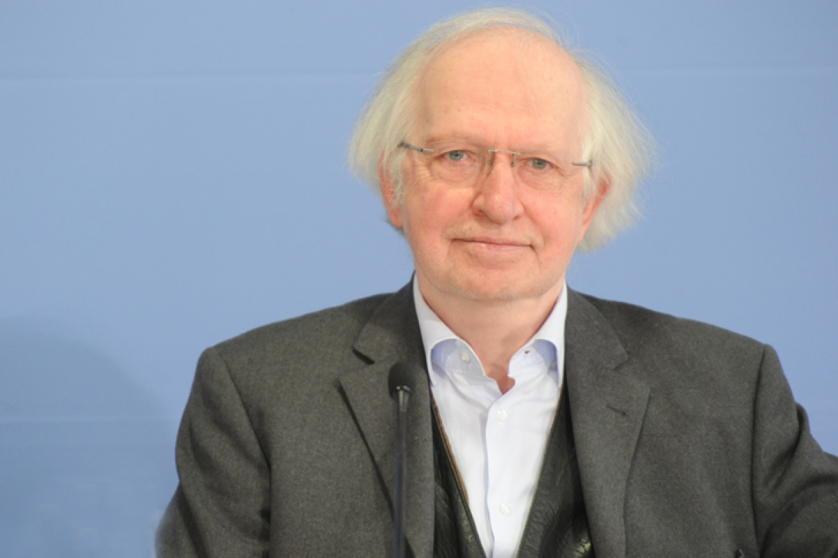 Dr. Carsten Frerk