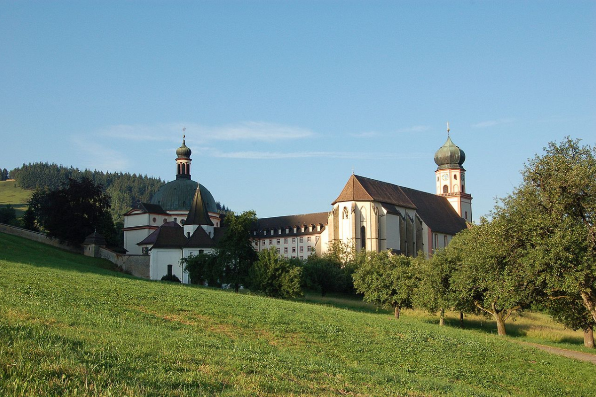 Kloster (Symbolbild)