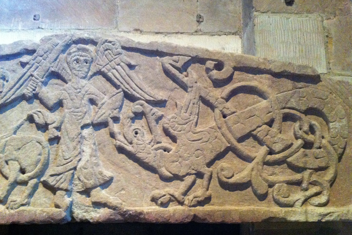 Der Erzengel Michael im Kampf mit dem Drachen