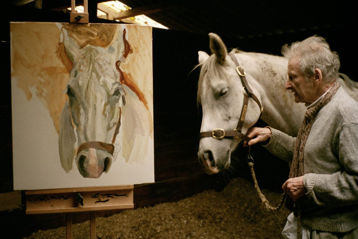 Lucian Freud mit dem betagten Schimmelwallach Grey Gelding - Portraitfoto David Dawson (2003)