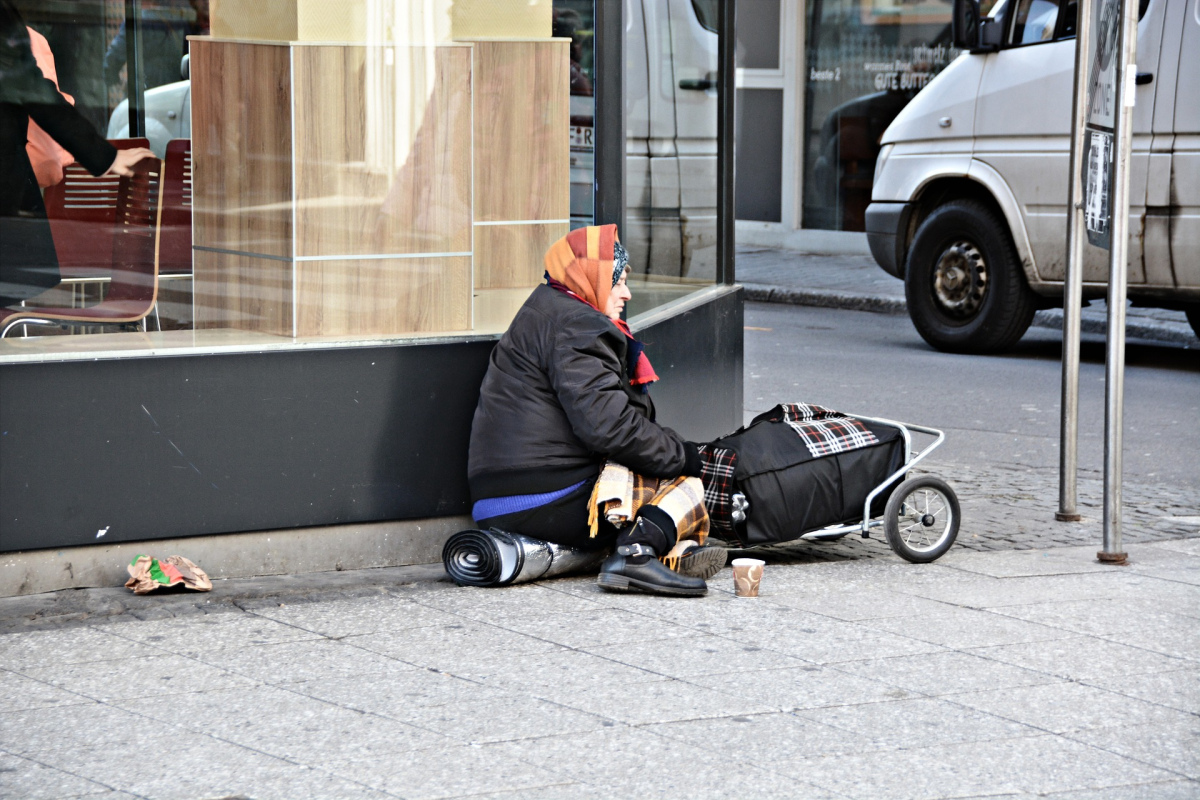 Bettlerin in Frankfurt/M.
