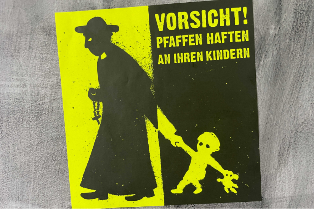 Aufkleber des Düsseldorfer Aufklärungsdienstes (DA!)